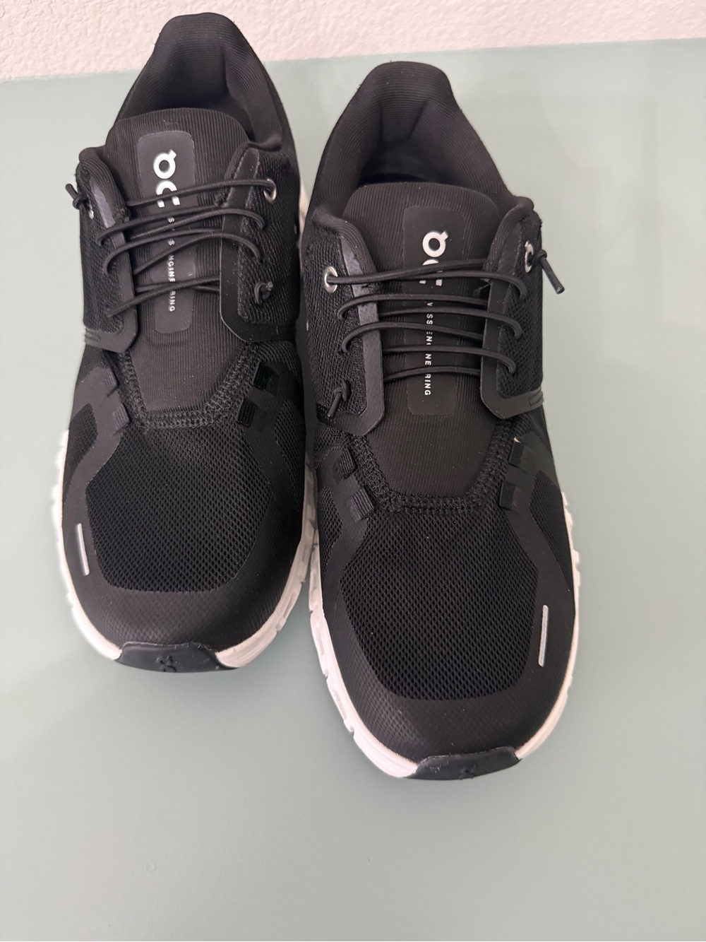 On Cloud 6 Women's size 9 Worn Once - Picture 2 of 5